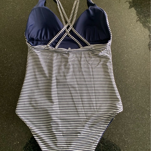 🩱La Vie En Rose Reversible Swim Suit NWT - Picture 3 of 7